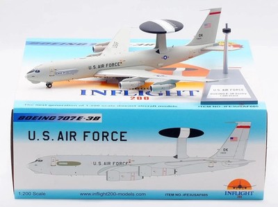 InFlight200 Boeing E-3B USA- Air Force Sentry (707-300) 76-1605 (with stand)