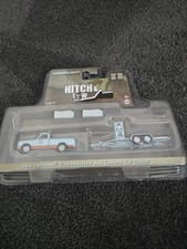 Greenlight Hitch & Tow 1968 Gulf C10 & Trailer