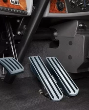 Kenworth Chrome 3 Pedal Set With Black Insert