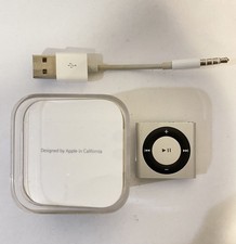 Apple iPod Shuffle 4th Generation Silver 2GB Great Condition with Box
