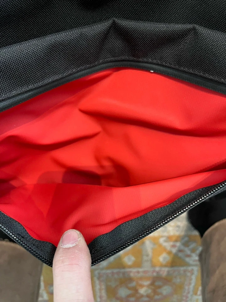 Mochila CHROME INDUSTRIES Varsovia II / 55L Excelente Foto 3 de 4