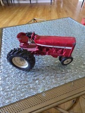 Vintage Ertl Internationa Red Tractor SW #55