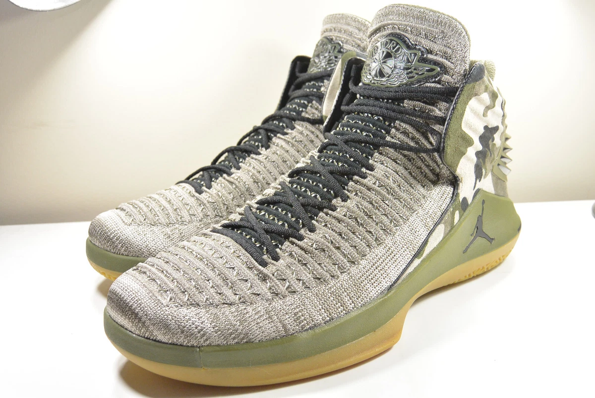 Nike top veterans day