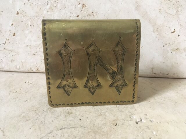 LOVELY UNUSUAL DECORATIVE 19th CENTURY SCOTTISH BRASS IN / OUT SIGN 4 inches
