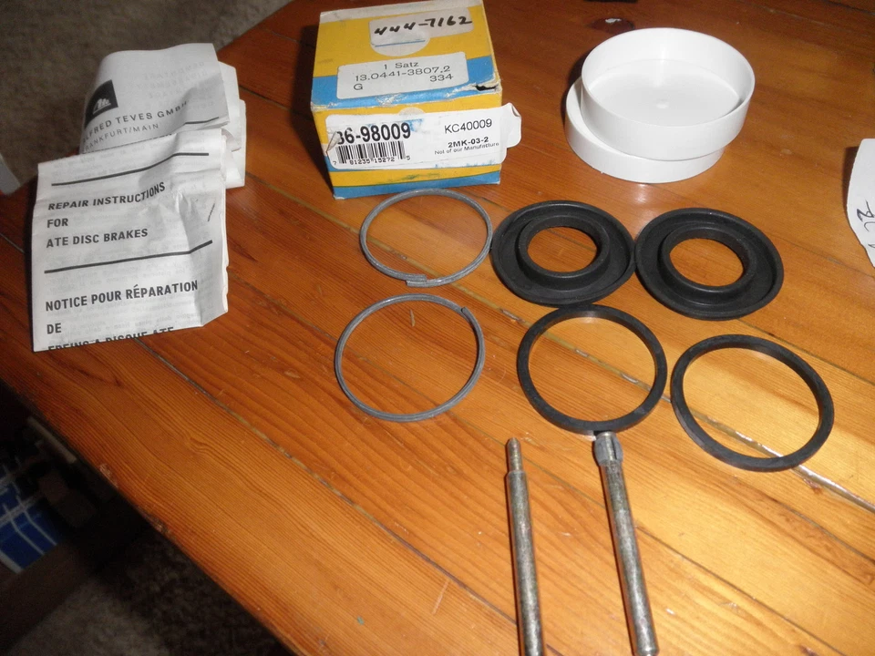 Kit de pinza de freno trasera NOS OE ATE#0441-3807 Reb.(1) Volvo 140,142,144,145,164,1800 Foto 4 de 4