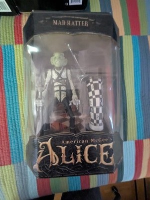 American McGee's Alice Mad Hatter Figure with Top Hat Brand New in Box EA Games 