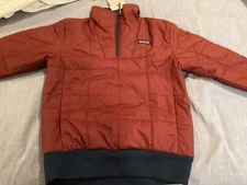 Patagonia, men’s jacket box quilted pullover,new tag, size xxs, 1/4 zip,burgundy