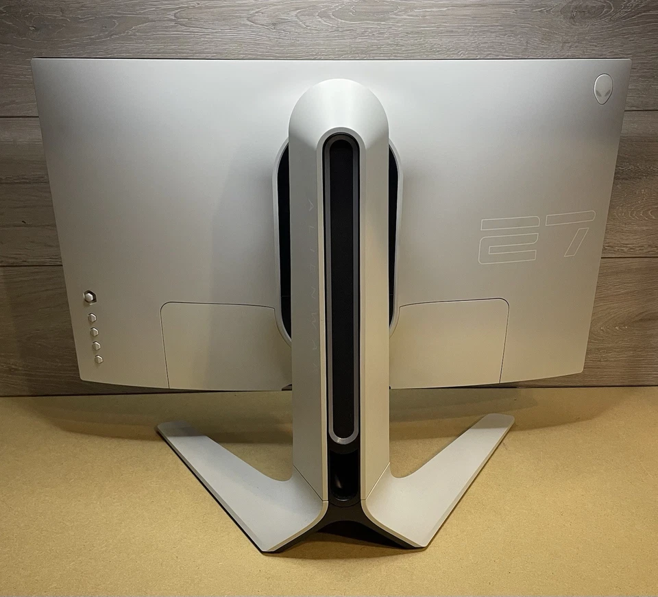Dell Alienware 27inch IPS LED Gaming Monitor AW2720HFA 240 Hz 1920x1080 - Image 4 of 4