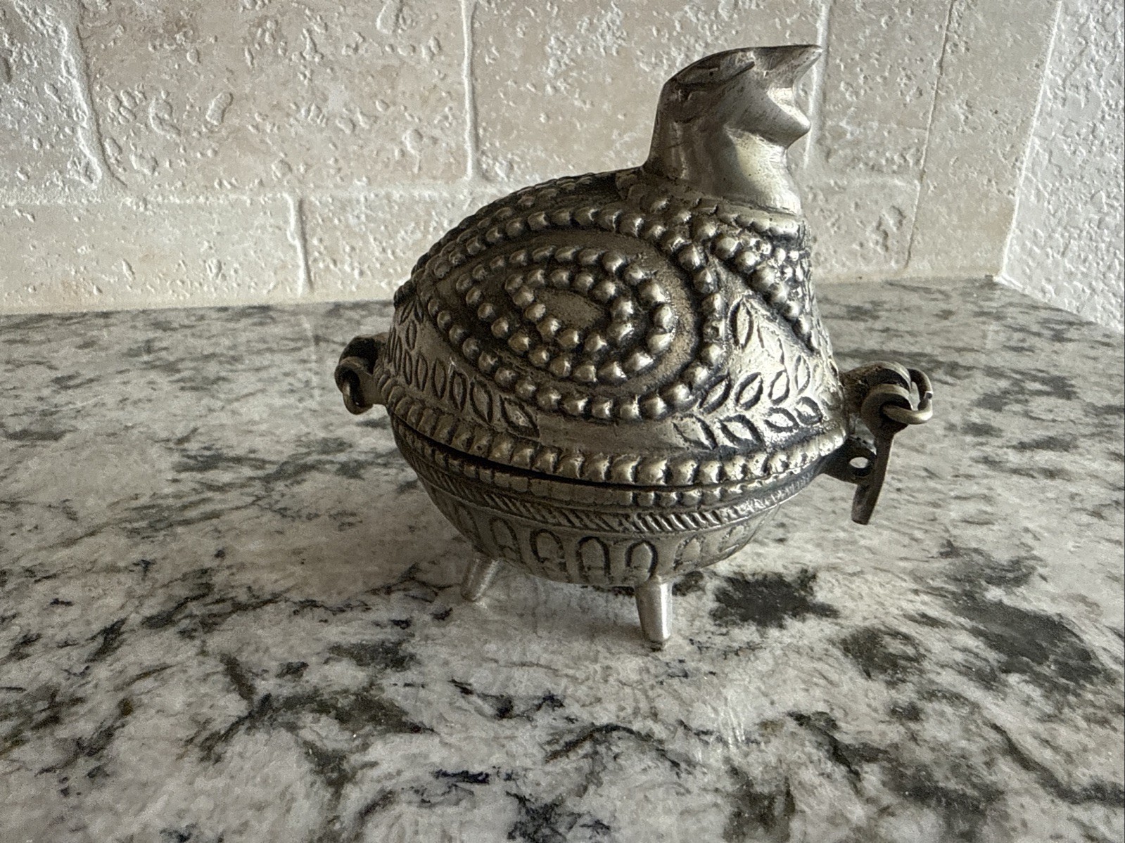 Vintage HON Hen On Nest Hand Cast Brass Trinket Box Dhokro Indian