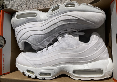 Nike Air Max 95 Herren Sneaker Weiß Low Top atmungsaktiv EU 44,5 DQ7424-900