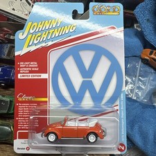 1975 Volkswagen Super Beetle Pumpkin Orange Johnny Lightning Gold 164 Diecast 1975 Volkswagen Super Beetle Pumpkin Orange Johnny Lightning Gold 164 Diecast