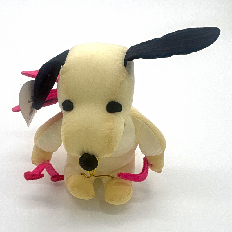 Whitman's Peanuts Snoopy Valentine's Dog Plush Polyester White Pink w/ Tags