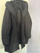 Woman Black Quilted Jacket With Zip