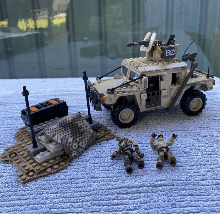 Mega bloks call of duty light hot sale armor firebase