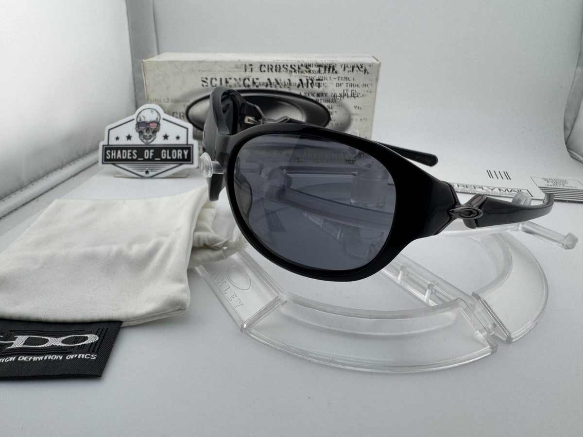 Oakley Abandon black sunglasses Oakley Abandon Sport Sunglasses Black / Transparent Black  main image 2
