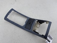 1997-2004 Buick Regal Center Console Trim Oem 1997-2004 Buick Regal Center Console Trim Oem