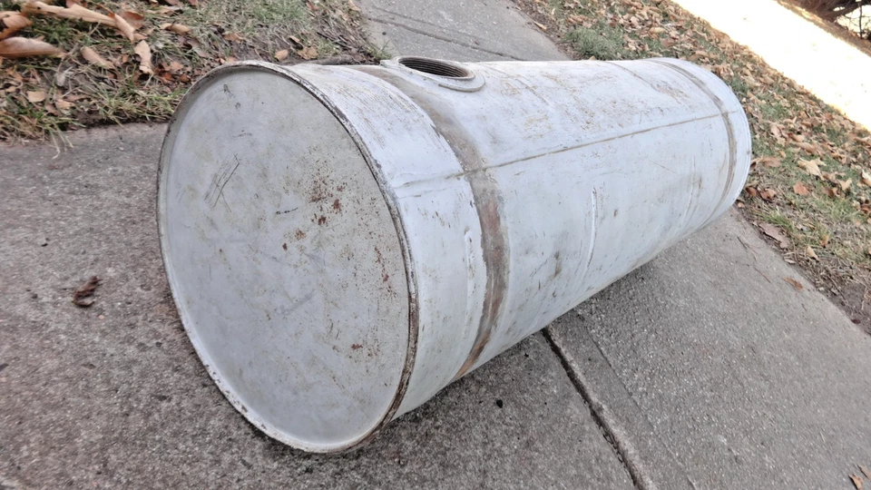 TANQUE DE GASOLINA REDONDO FORD MODELO T 1915 1922 original Foto 2 de 4