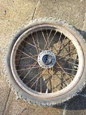 Rad Felge vorne Reifen HS Suzuki 125 gn