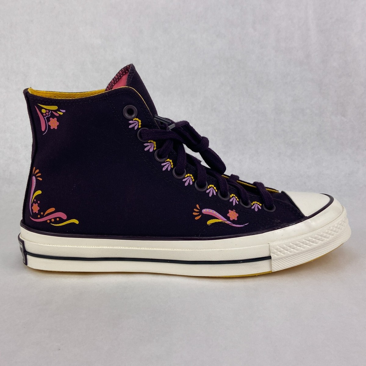 Converse Chuck Taylor Shoes Women 10 Men 8 Purple 70 High