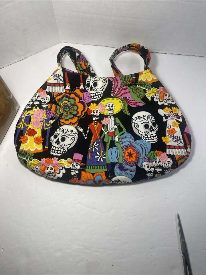 Cartera Alexander Henry Boda Felicidad Día de Muertos Azúcar Calavera Novia Novio Boda Foto 4 de 4