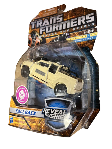 Hasbro Transformers Reveal The Shield, Fallback, Level 3 Intermediate - Picture 2 of 4