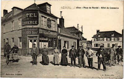 Old postcard Creil Place du Marché hotel du Commerce (1391983)
