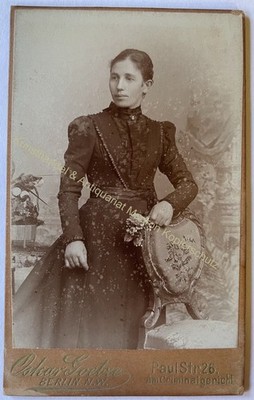 orig. CDV photo photograph woman lady picture old fashion around 1880 Oskar Goetze Berlin