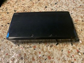 Nintendo 3DS - Cosmo Black W/ Case, Charger, 16 GB As Card & 1 Game