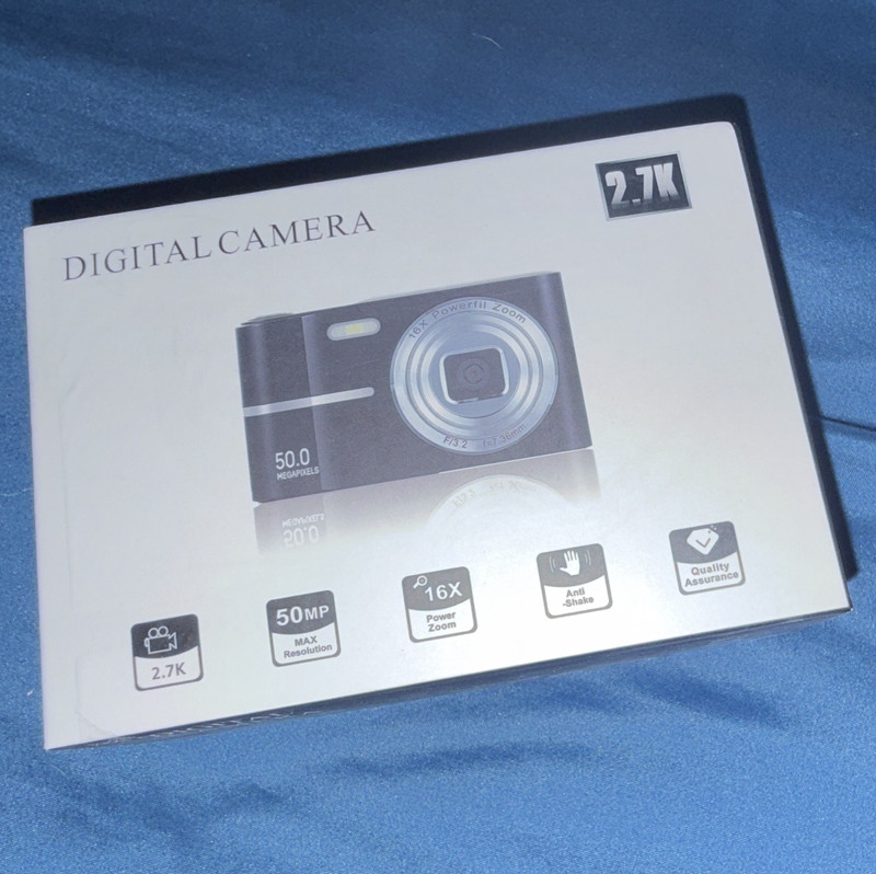 2.7K Student Camera 50MP Compact Digital Camera 16x Zoom 2.7in USB Pink
