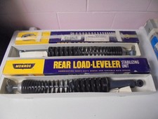 1966-1970 Buick Riviera Rear Spring Assisted Load Leveler Monroe Shocks Usa Nos 1966-1970 Buick Riviera Rear Spring Assisted Load Leveler Monroe Shocks Usa Nos