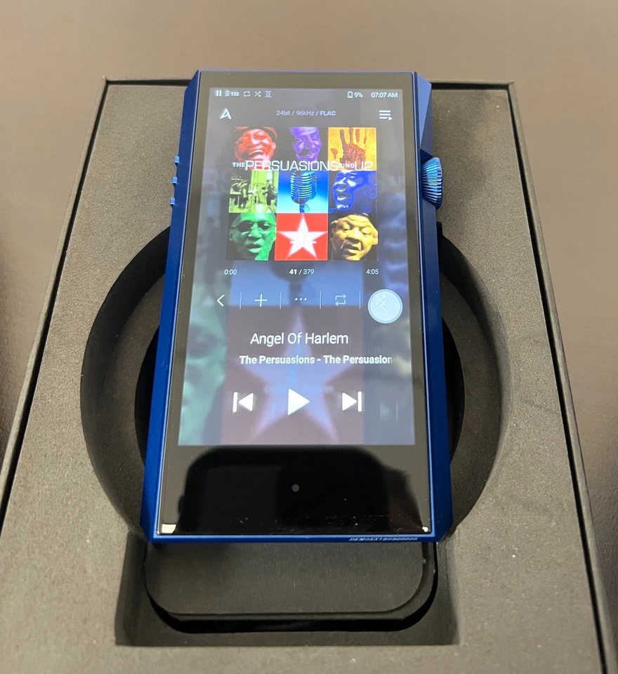 A&ultima SP1000M [azul lapislázuli] - Ultra portátil y ultra rendimiento Foto 2 de 4