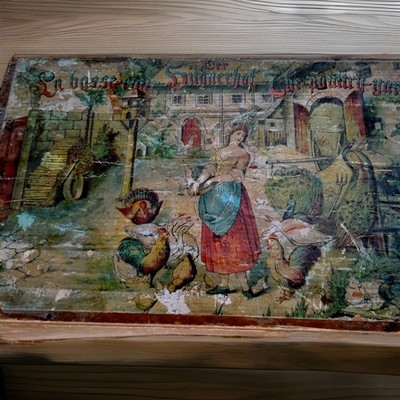 Antique  MADE FRANCE FRENCH FARMER WIFE FEEDING CHICKENS   STORAGE Egg BOX 1870