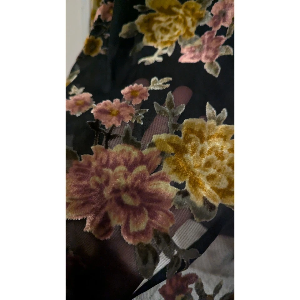 Blusa Top Nuevo Día Negra Floral Terciopelo Burnout Transparente Manga Larga XL Foto 3 de 4