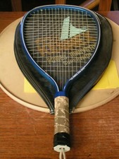 WILSON FORCE 250 MIDSIZE XS-3-7/8" RACQUETBALL RACKET - USED W/ LEASH