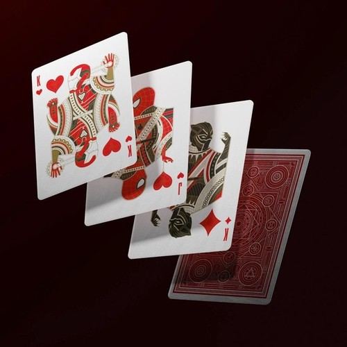 Mazzo di Carte Avengers Red by Theory11 da Gioco Poker Collezione Playing Cards - Foto 2 di 4