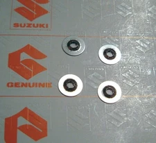 4x Suzuki Side Cover Emblem Press Push Nuts oem NOS gt750 gt550 gt380 gt250 gt