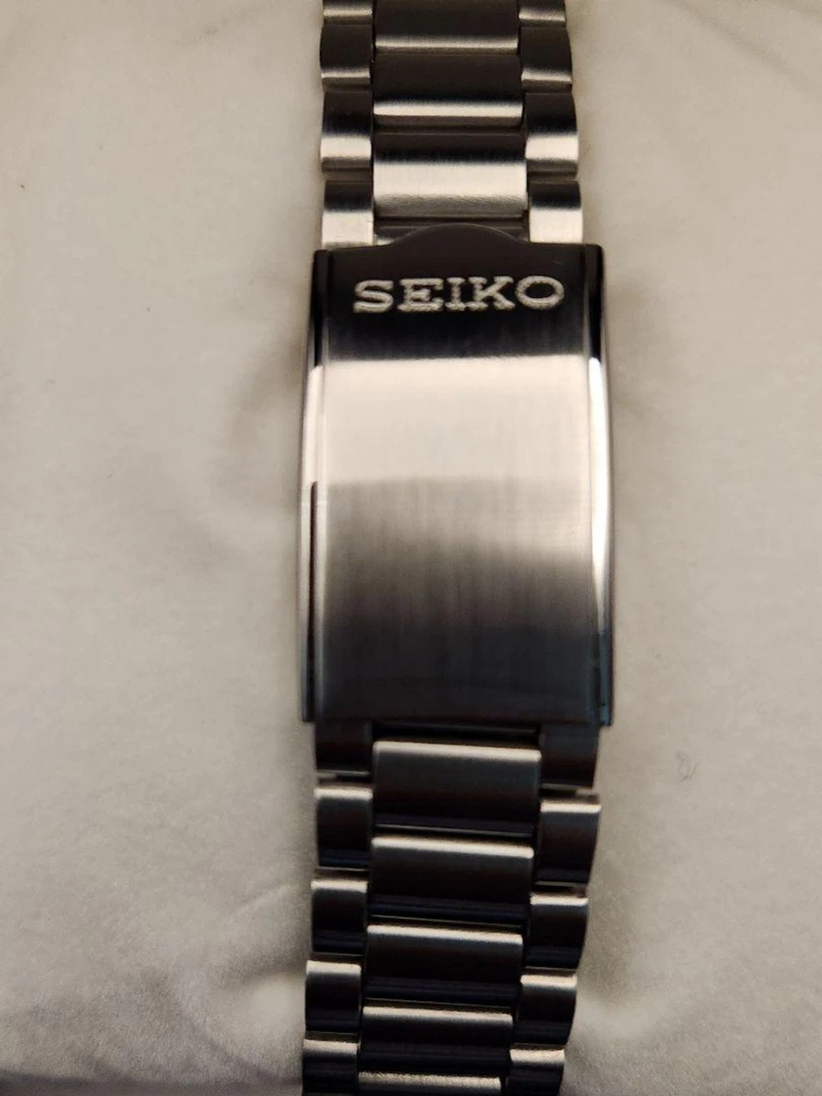 Seiko 5 SESNXP19K Automatic Day Date Wrist Watch