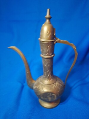 Vintage Sarna Brass Lidded Teapot.. Oil. Ewer India Hand Hammered
