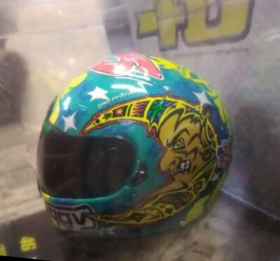 NEW RARE 1:5 Casco Helmet VALENTINO ROSSI - Season 2015 SPARK Magazine