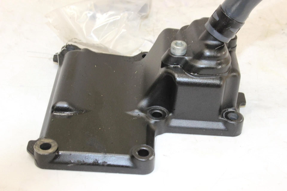 09-14 Yamaha Yzf R1 Engine Motor Breather Box oem - Image 2 of 4