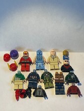 LEGO Super Heroes Marvel / DC Minifigure Lot of 4 + Parts