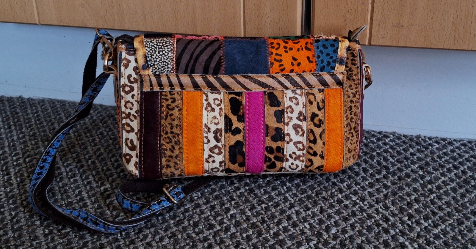 FUNKY MULTICOLOURED PATCHWORK HAIR ON COWHIDE LEA… - image 4