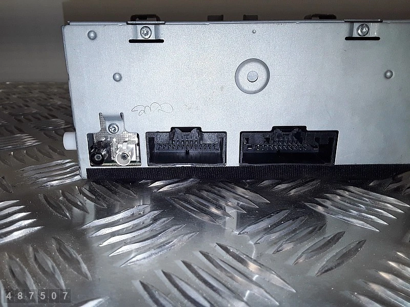 2016 FORD FIESTA AUTORADIO CD CODE FEHLT NAVI E1BT18C815HK - Bild 2 von 3