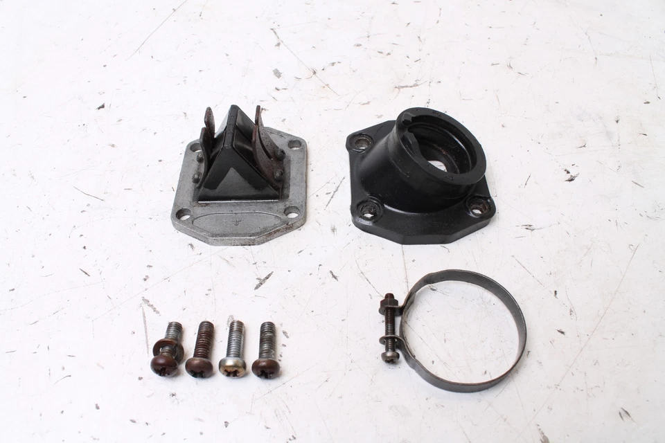 Yamaha LTMX 1973 motocicleta OEM admisión carburador bota y lengüetas válvula de caña Foto 2 de 4