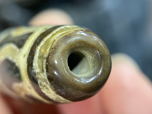 Vecchio amuleto tibetano nepalese himalayano occhio antico vecchio talismano Dzi perline 莲师法帽天珠 - Foto 7 di 9