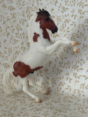 Breyer Stablemate Fighting Stallion from the Mountain Ranch Gift Set Brand New!