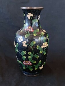 Antique Chinese cloisonne vase ca. 1890', 8"