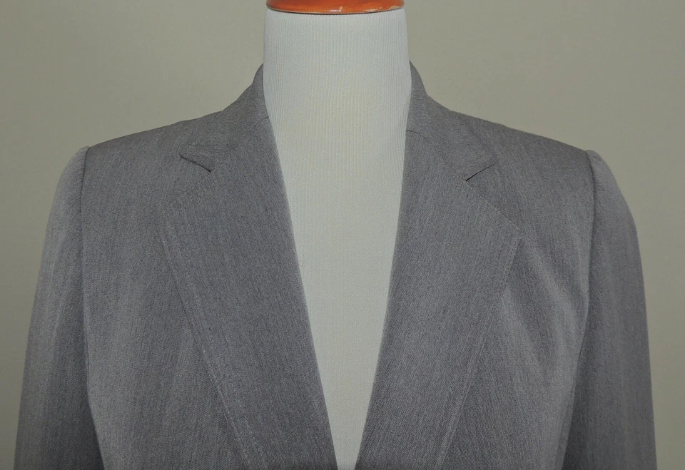 CHAQUETA MUJER EAST 5TO GRIS MEZCLA POLIÉSTER 2 BOTONES TALLA 6 Foto 2 de 4