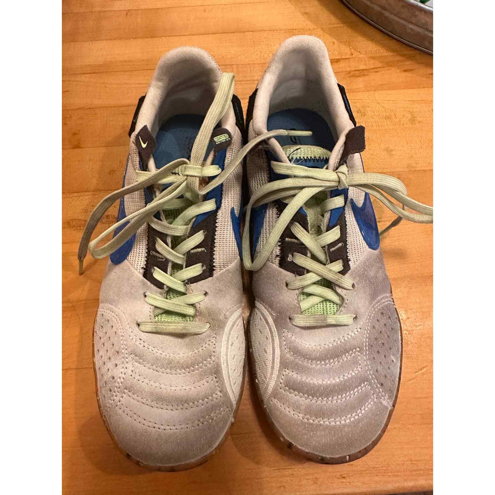 Men’s Nike street Gato Indoor Soccer shoes Size 6 Gem