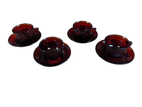 4 VTG MCM Textured Arcoroc Arcopal Ruby Red Glass Coffee Cups & Saucers - France